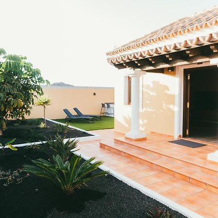 Moderne Villa Met Verwarmd Zwembad In Corralejo Eksteriør billede