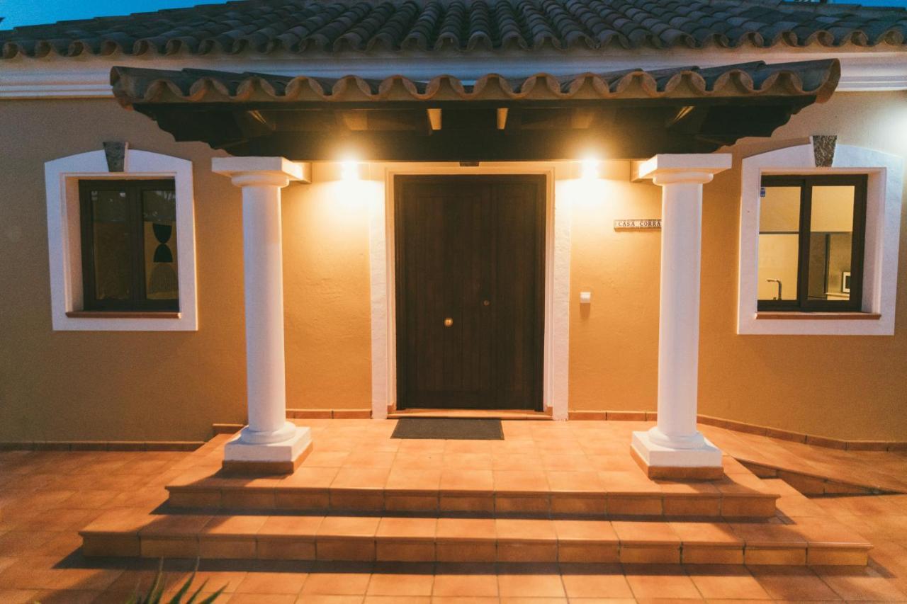 Moderne Villa Met Verwarmd Zwembad In Corralejo Eksteriør billede